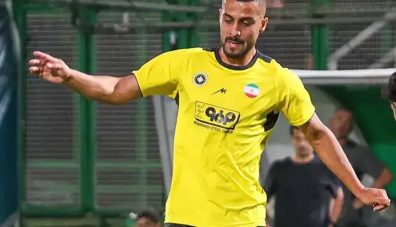 عارف به شهر محبوب رسید