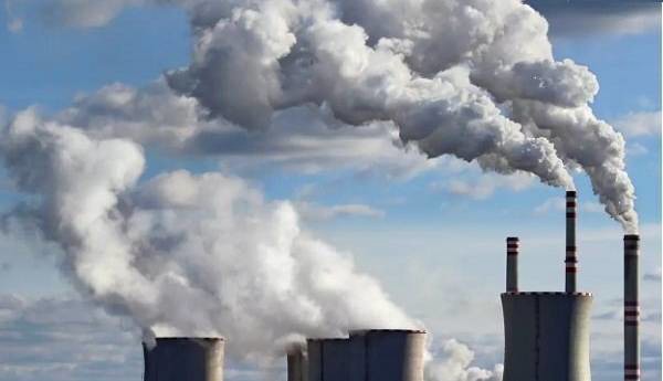 یک واحد غیرمجاز آلاینده در شهر قم تعطیل شد