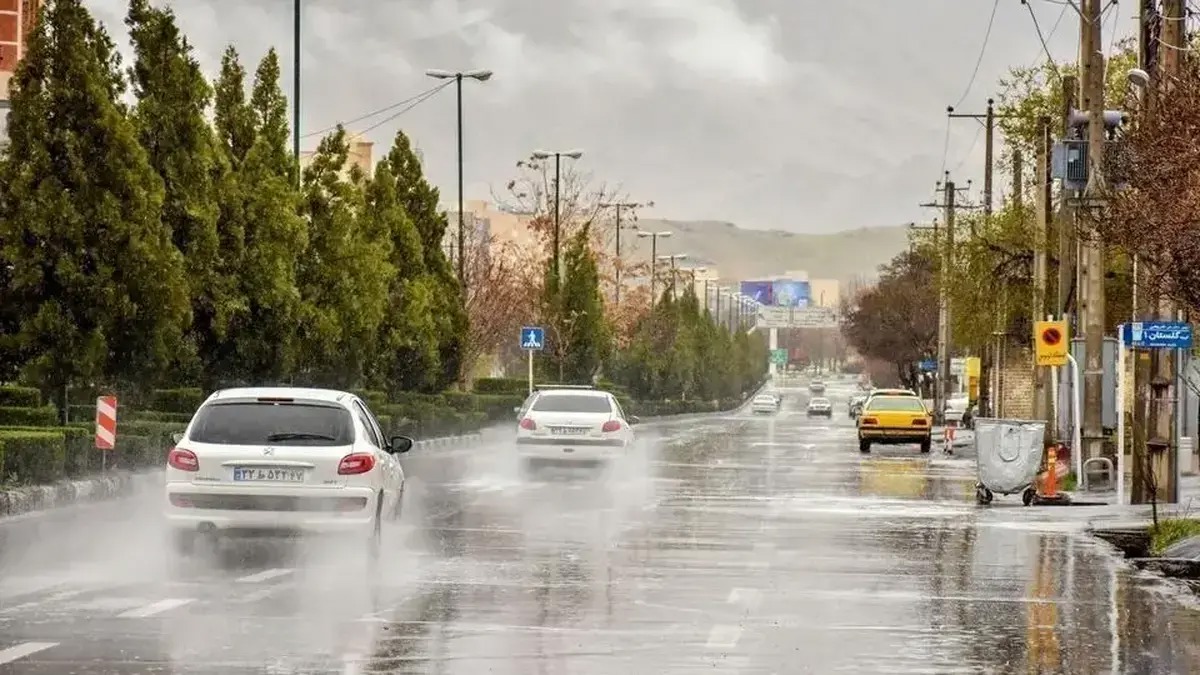 هواشناسی: بعداز ظهر امروز سامانۀ بسیار قوی از جنوب‌غرب وارد کشور می‌شود