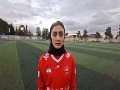 زینب عباسپور: خداروشکر در هوای سرد شیراز ۳ امتیاز را گرفتیم