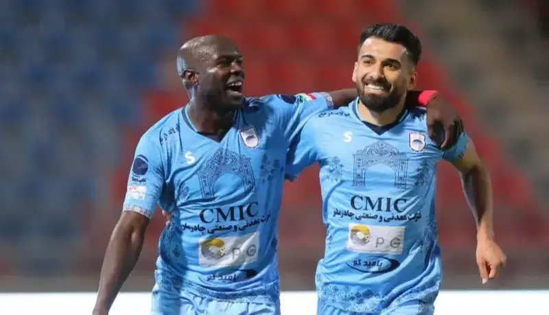 ستاره تیم شگفتی‌ساز لیگ تا نیم‌فصل رفت!