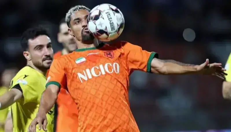 یک مهاجم برزیلی از ایران رفت!