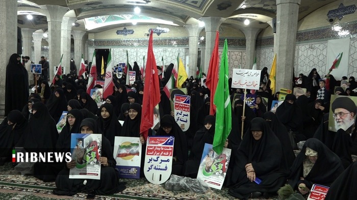 تبعیت از منویات رهبری فصل‌الخطاب عبور از فتنه‌ها