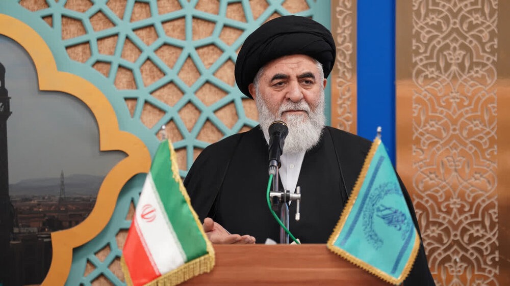 تولیت مسجد جمکران: امروز زنان در خط مقدم جبهه فرهنگی قرار دارند