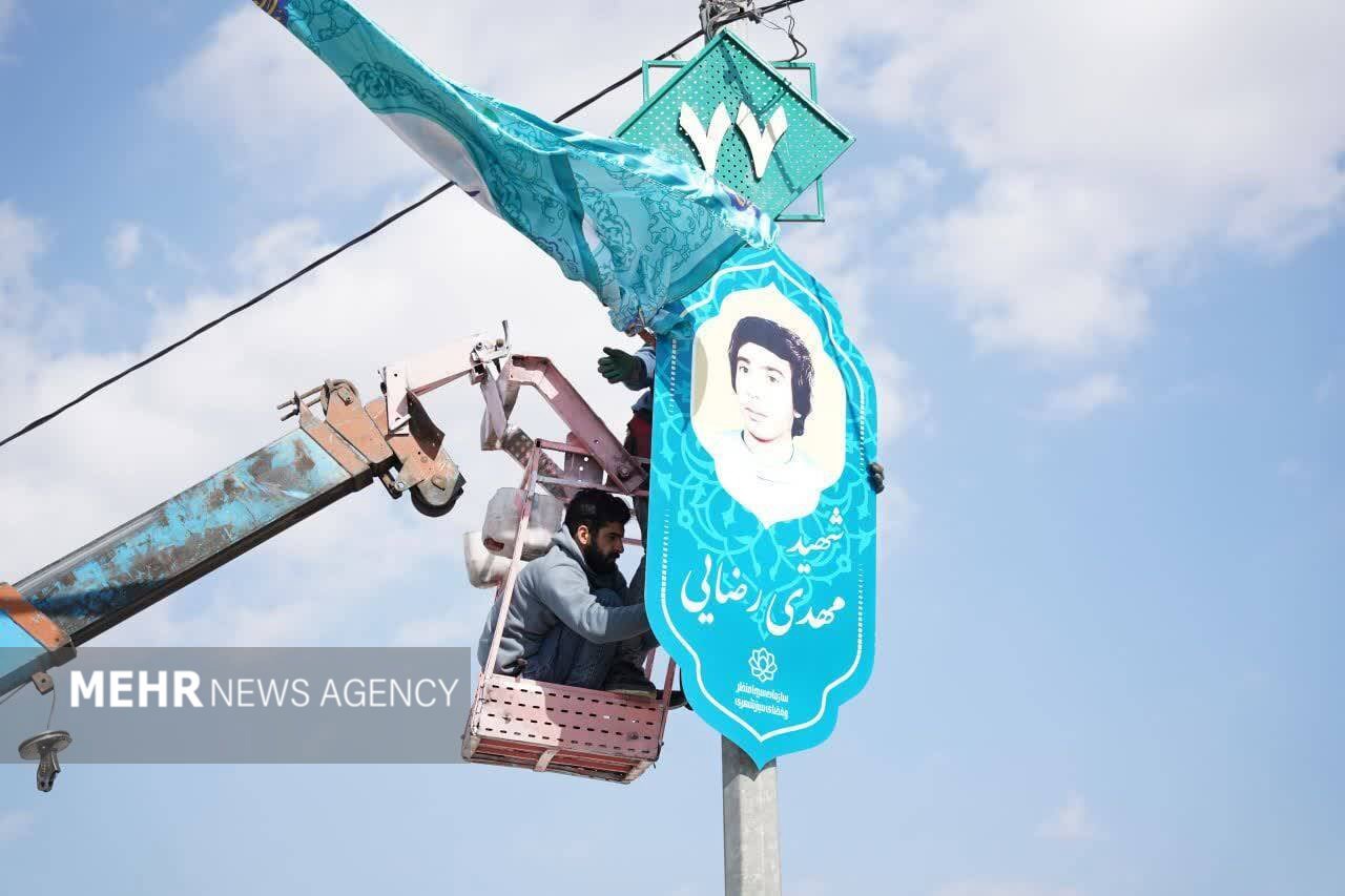 تمثال شهدای با نام « مهدی» در مسیر زائران نیمه‌شعبان قم نصب می‌شود