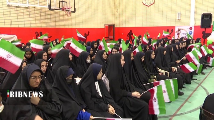 طنین زنگ انقلاب در مدارس استان قم