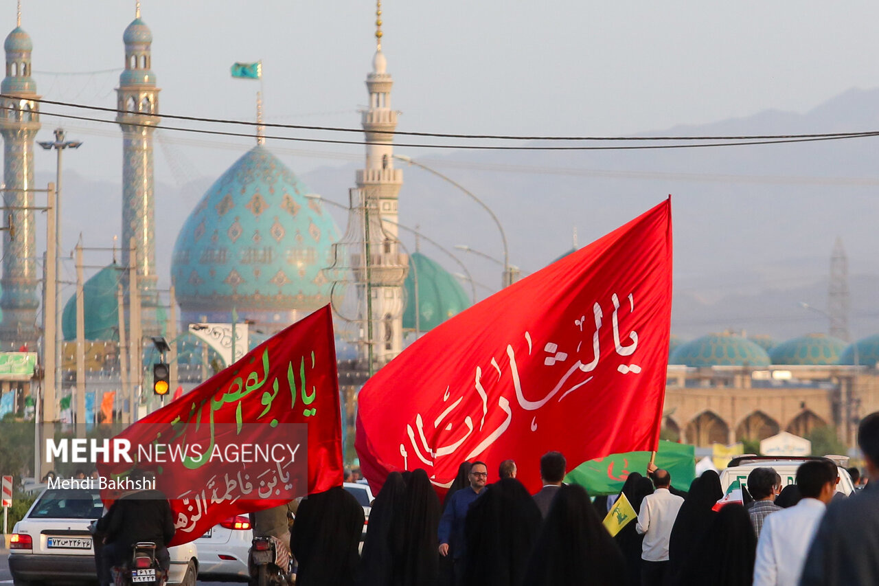 پذیرایی ۷۰۰ موکب مردمی از زائران نیمه شعبان جمکران