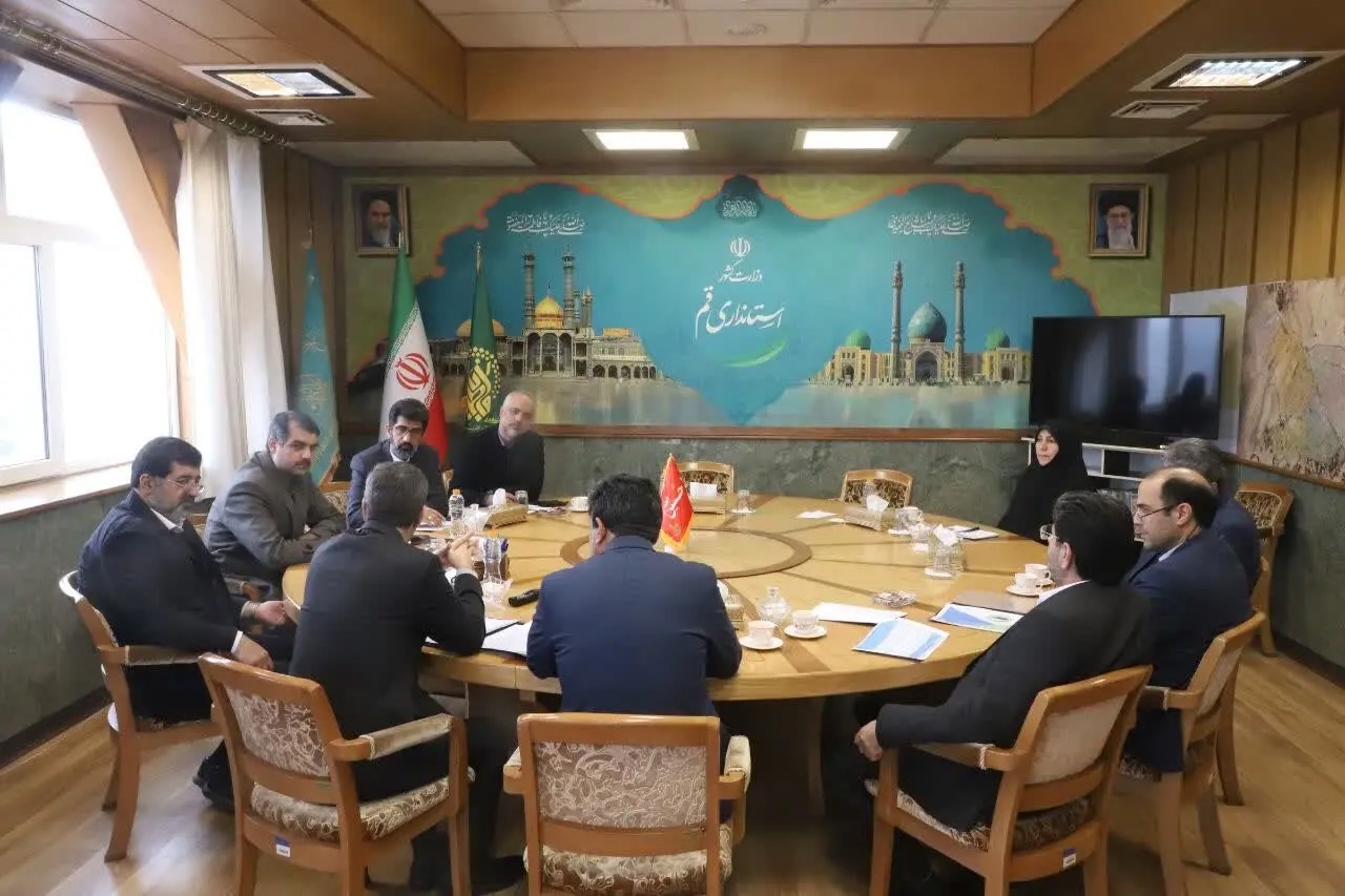 تأکید استاندار بر حمایت حداکثری بانک سپه از تولید، اشتغال و مسکن