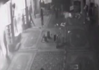 در روزهای هتک حرمت، یک دختر لر با دسترنجش حامی مسجد شد