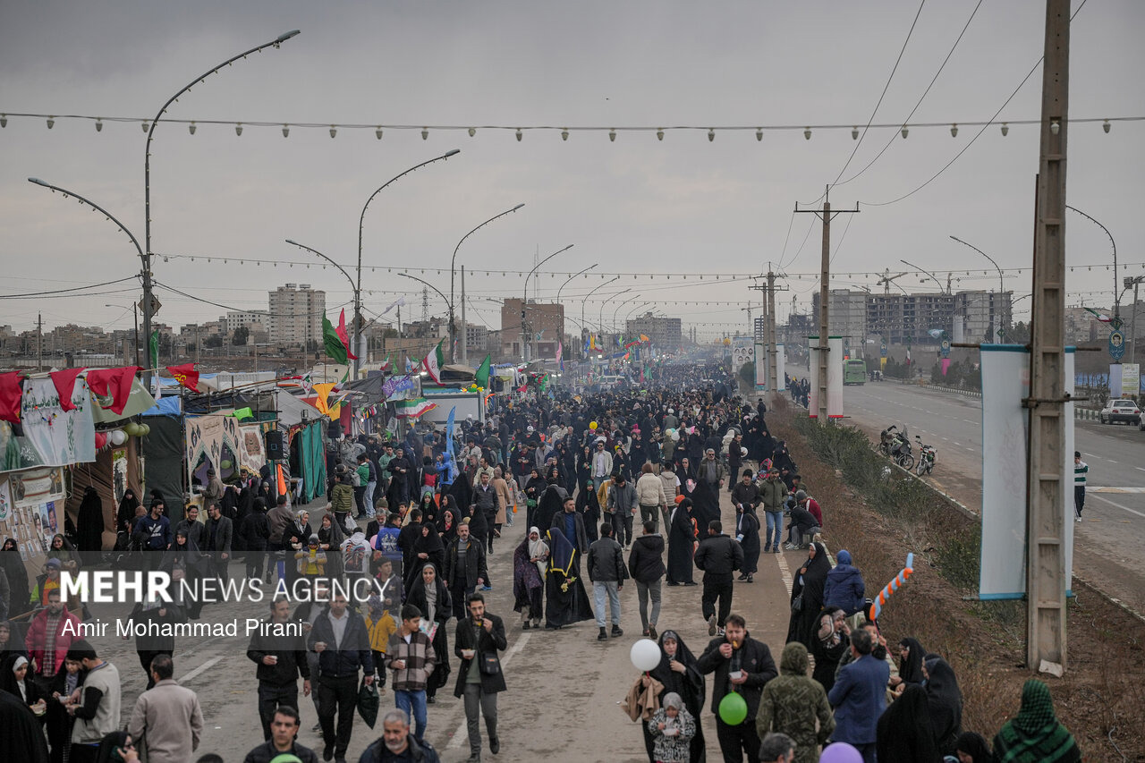 پیام تقدیر مسئولان برای تقدیر از حضور مردم در مراسم نیمه شعبان