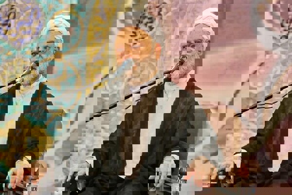 فرحزاد: رمضان موسم رهایی از آتش و بازگشت به حقیقت انسان است