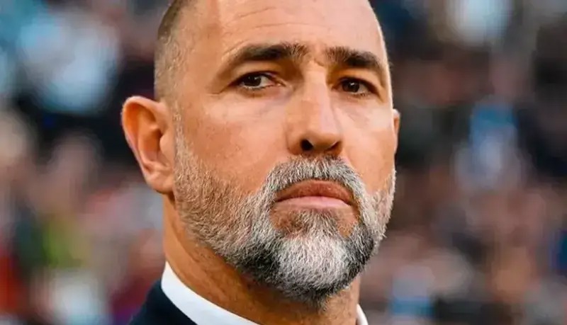 تودور قبل از دربی به همه بازیکنانش شام داد!