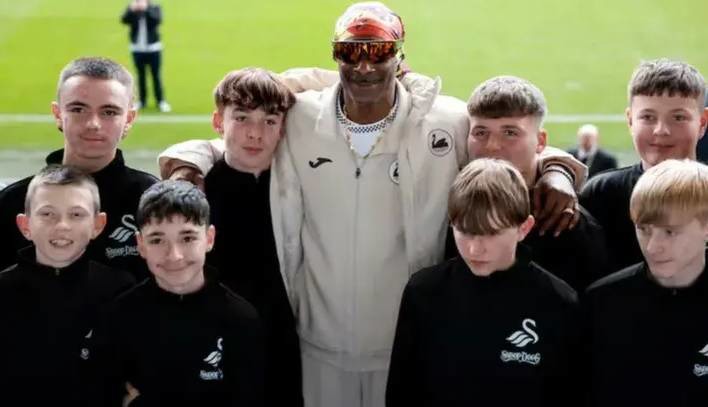 قوها زیر نگاه اسنوپ داگ؛ شب ویژه در سوانسی!