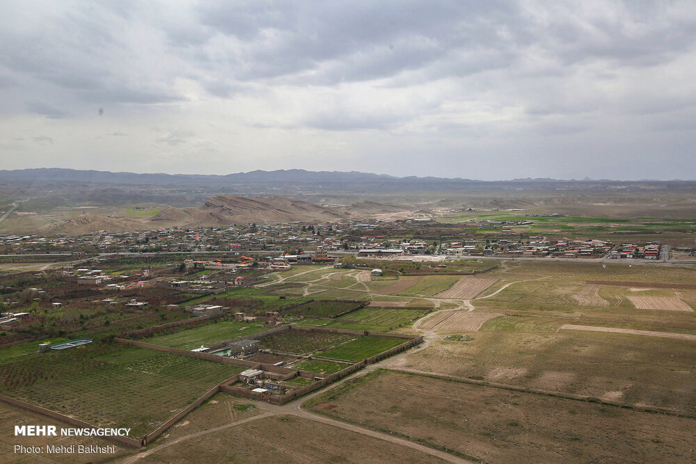 بیش از هزار آیه قرآن درباره طبیعت و محیط زیست است