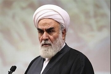 گفتگو با حجت‌الاسلام محمّدی گلپایگانی، درباره گوشه‌ای از ویژگی‌های شخصیتی و زندگی کاری و خانوادگی رهبر شهید
