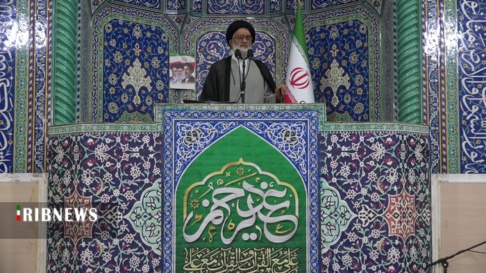 مسئولان تمام توانشان را برای رفع مشکلات اقتصادی به کار ببندند
