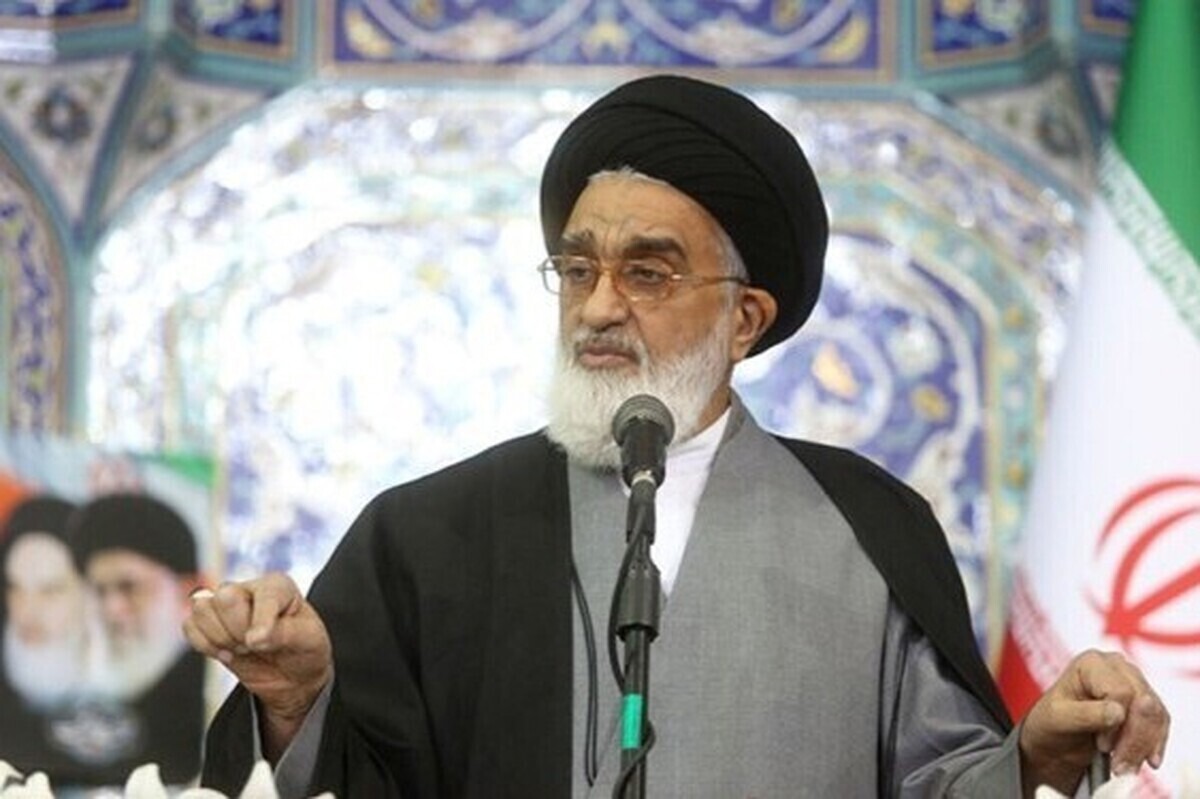 مسئولان برای حل مشکلات تلاش کنند/ پایان جنگ تحمیلی سوم، شکست مفتضحانه جبهه کفر جهانی است