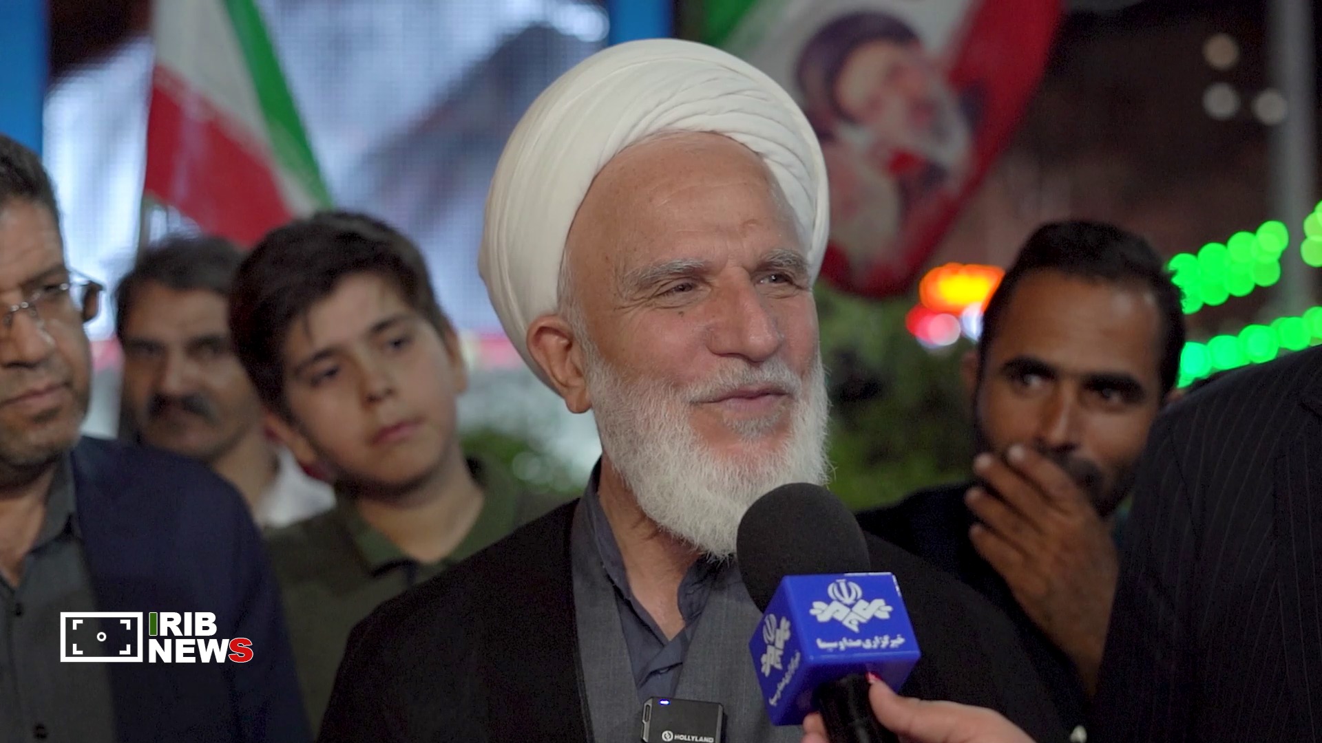 نصب سازه‌ی نمادین رهبر شهید در قم، اقدامی قابل تقدیر