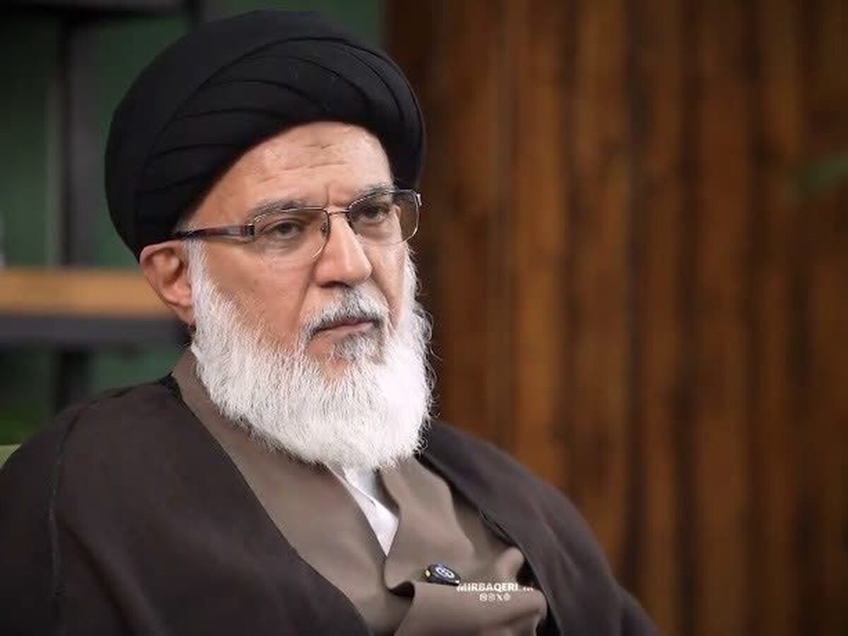 «تقلیل‌گرایی» مهم‌ترین آسیب در تحلیل بعثت مردم است