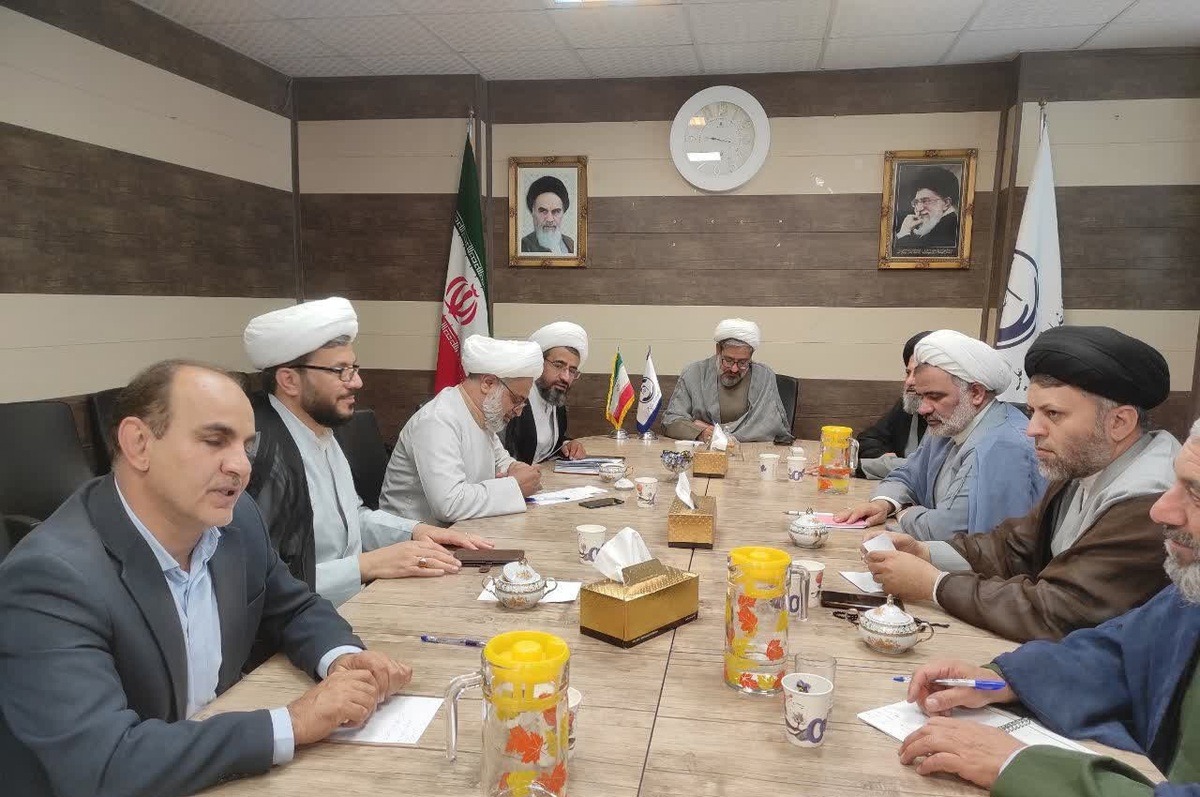 هم‌افزایی بنیاد شهید و حوزه علمیه برای برگزاری اجلاسیه شهدای روحانی چهارمحال و بختیاری