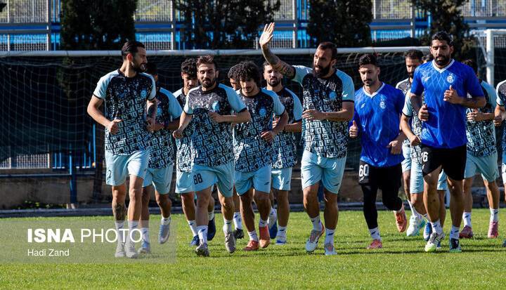 امیرآبادی به مدیران استقلال: ابتدا مشکلات اصلی را حل کنید بعد سراغ حاشیه‌ها بروید