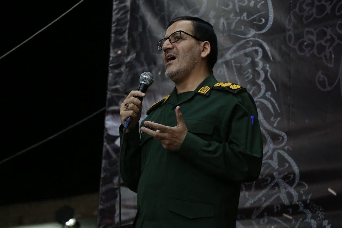 مداحان راویان فرهنگ عاشورا و شهادت هستند