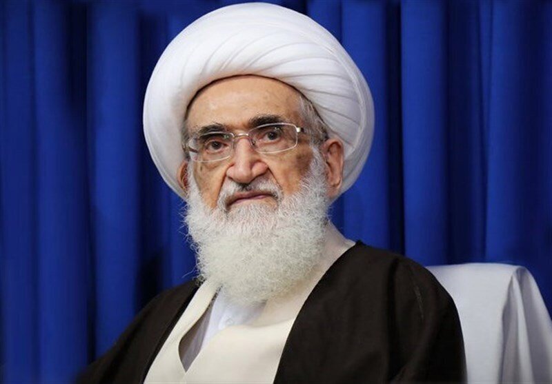 آیت الله نوری همدانی: در شرایط کنونی کشور از هرگونه حرکتی که وحدت را تضعیف می‌کند خودداری شود