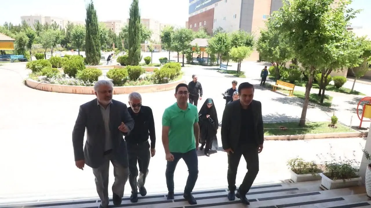 بازدید سرزده دبیر قرارگاه بهینه‌سازی انرژی استان قم از اماکن آموزشی