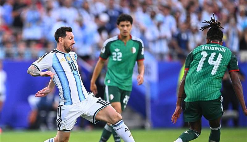 آیا رونالدو واقعاً مسی را بهترین تاریخ فوتبال دانست؟