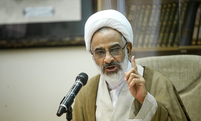 حجت‌الاسلام حاجی‌صادقی: محتاطانه و با قدرت وارد مذاکرات می‌شویم/مذاکره گزینۀ اصلی ما نیست