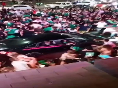 زیر گرفتن هواداران فوتبال در مکزیک؛ ۱۷ نفر زخمی شدند