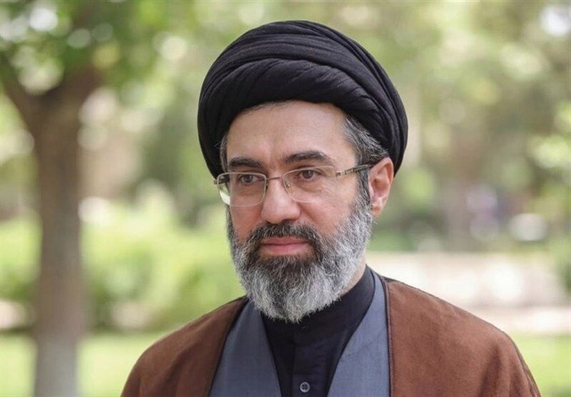 رهبر معظم انقلاب: احقاق حقوق تضعیف‌شده ملت ایران باید پیگیری شود