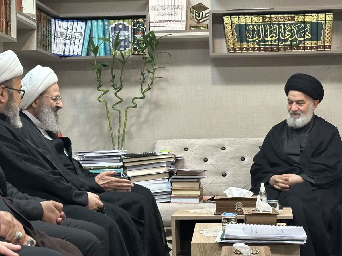 تولیت عتبه عباسیه با آیت الله فقیهی دیدار کرد