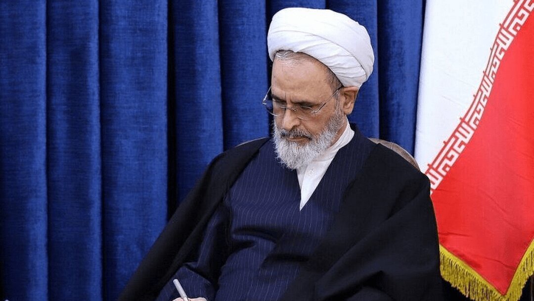 حوزه‌های علمیه مأمور تبیین و استمرار راه امام شهید هستند