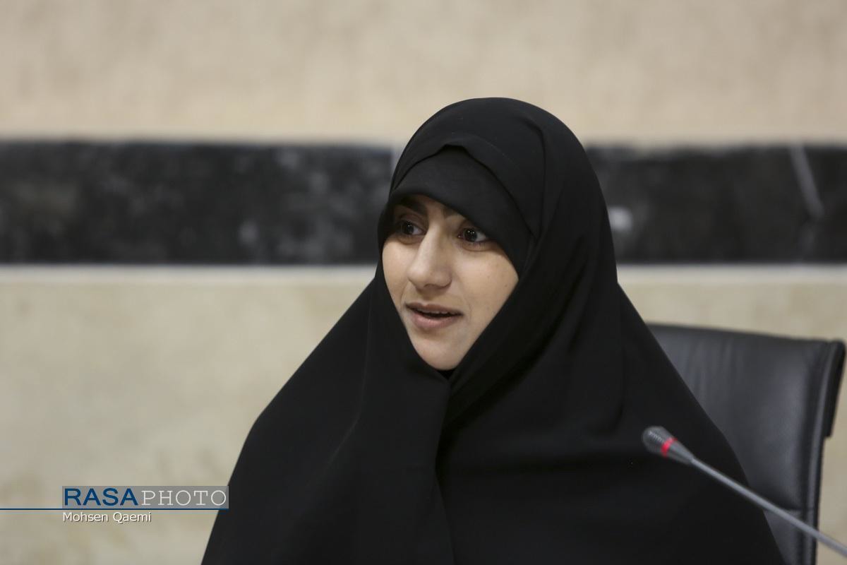 زن مسلمان در نگاه رهبر شهید انقلاب، ستون اصلی تمدن‌سازی اسلامی است