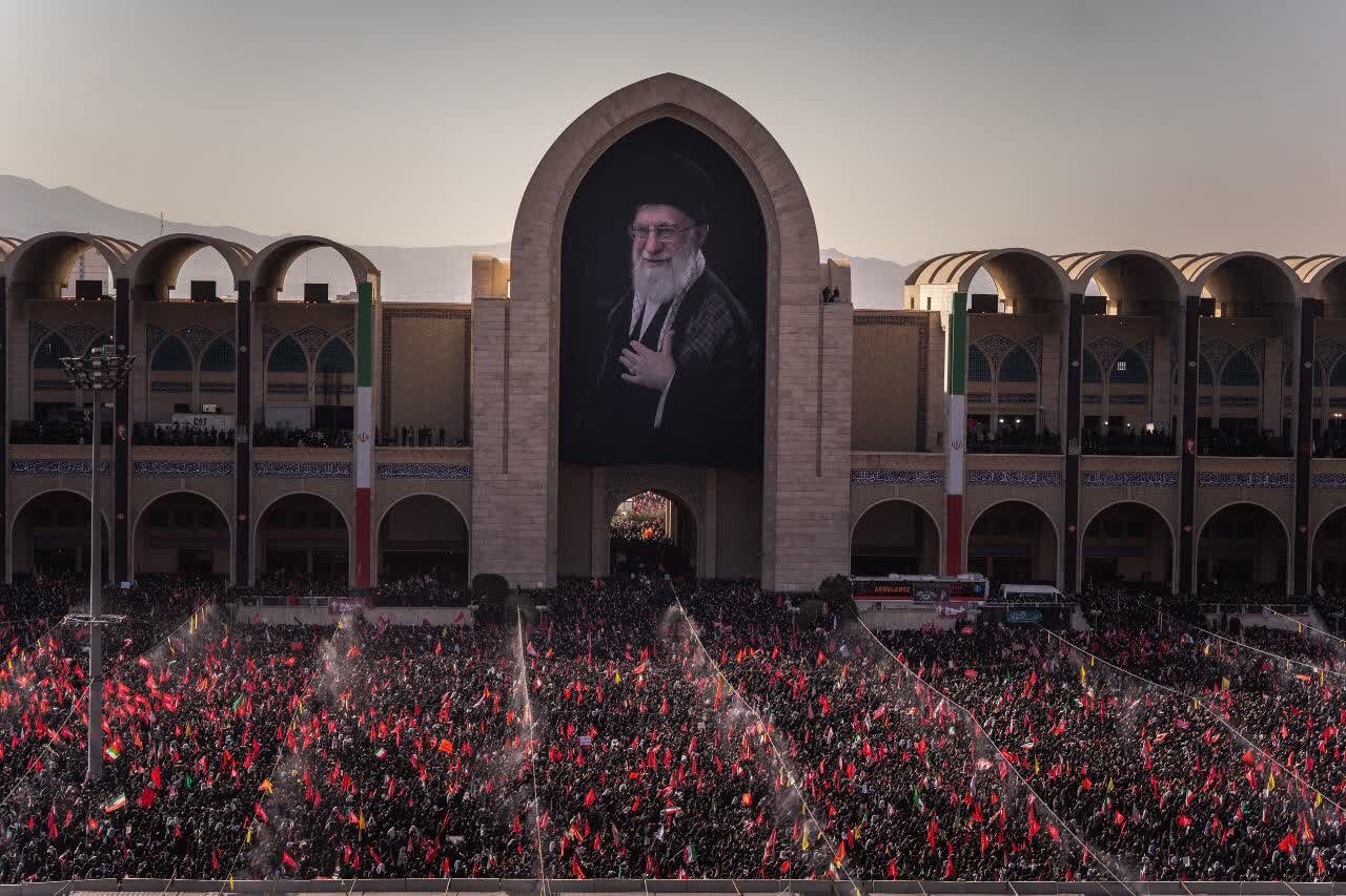 نگاهی به تشییع جنازه رهبر شهید؛ آثار و برکات معنوی تشییع عالمان دینی از منظر اهل سنت