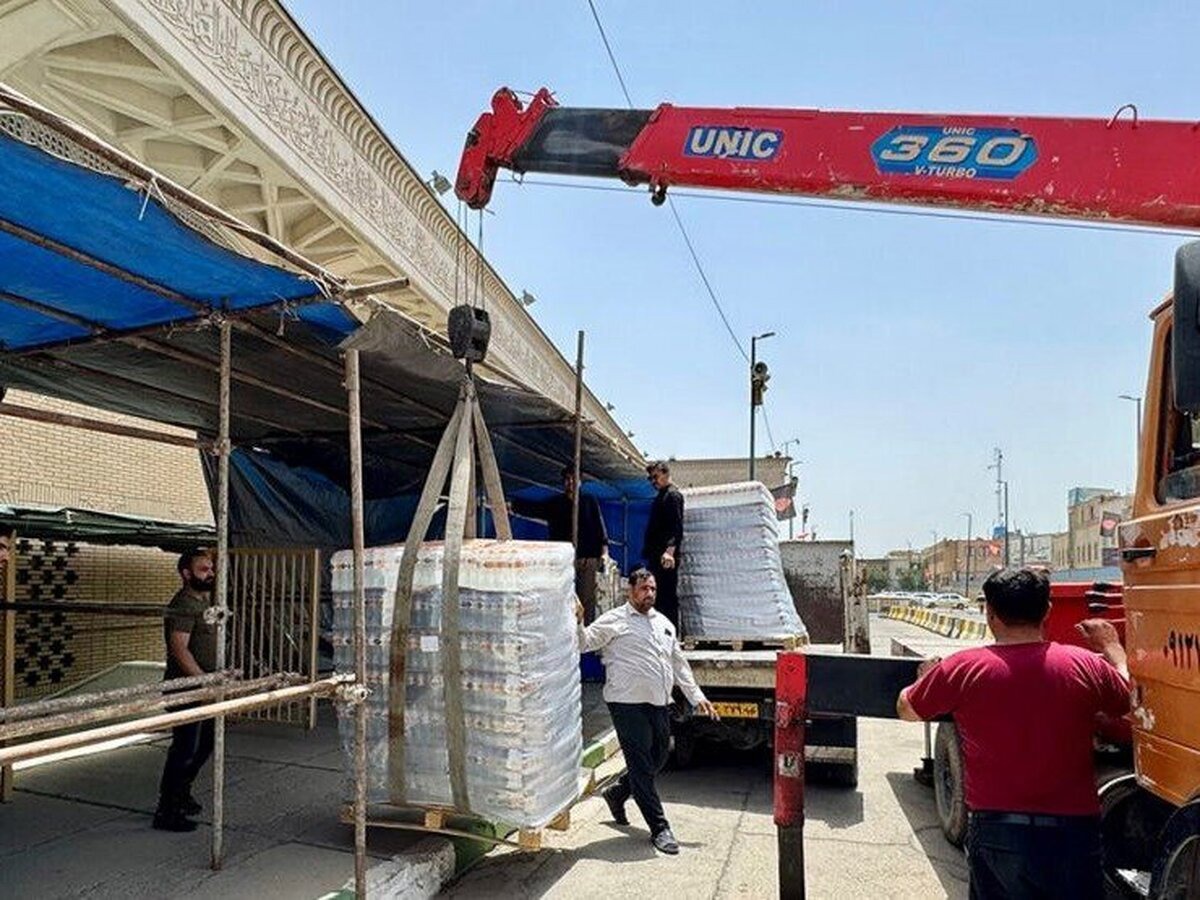 برپایی ایستگاه‌های صلواتی حرم بانوی کرامت جهت میزبانی از تشییع کنندگان رهبر شهید انقلاب