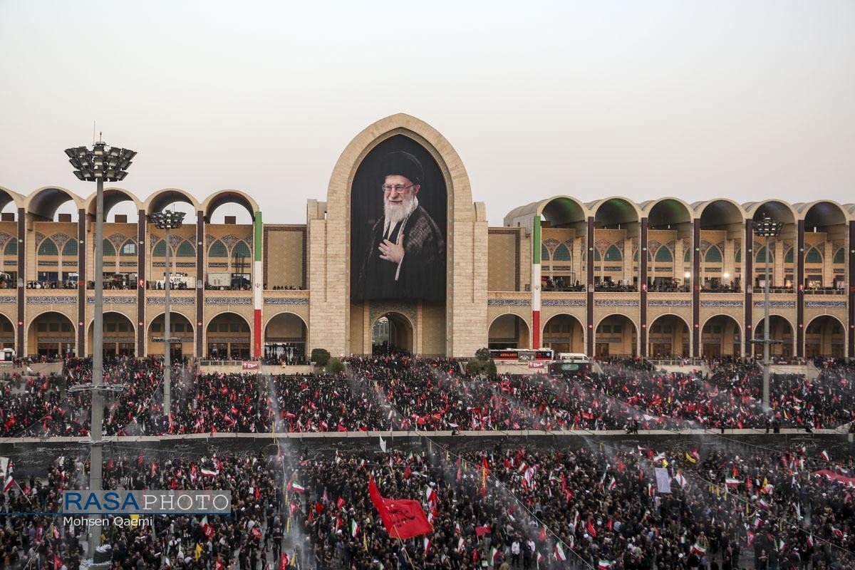 حضور گسترده در مراسم تشییع رهبر شهید، نماد اقتدار ملت ایران است