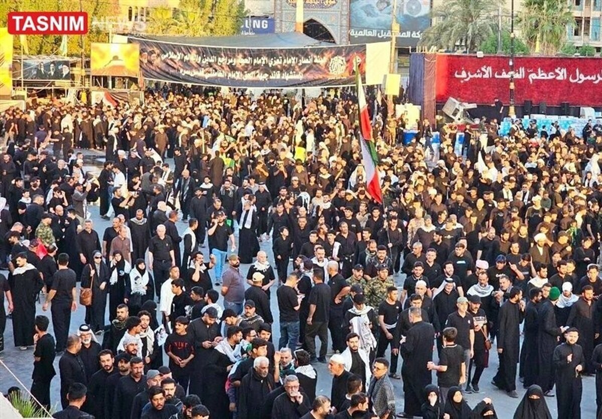 وداع تاریخی در نجف اشرف؛ سیل خروشان جمعیت در تشییع قائد شهید امت