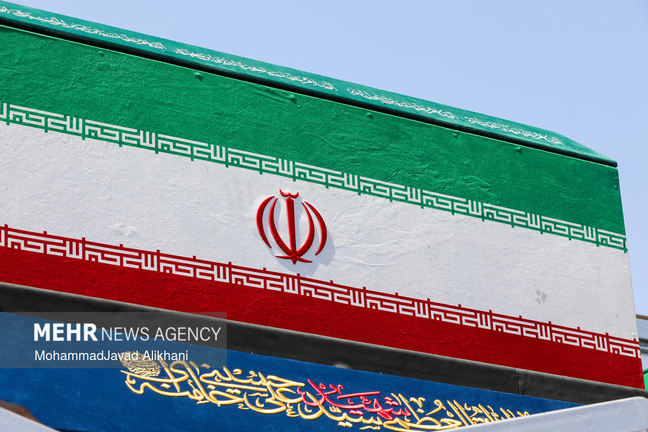 تغییرزمان برگزاری بزرگداشت رهبرشهید از سوی آیت‌الله مکارم‌شیرازی در قم