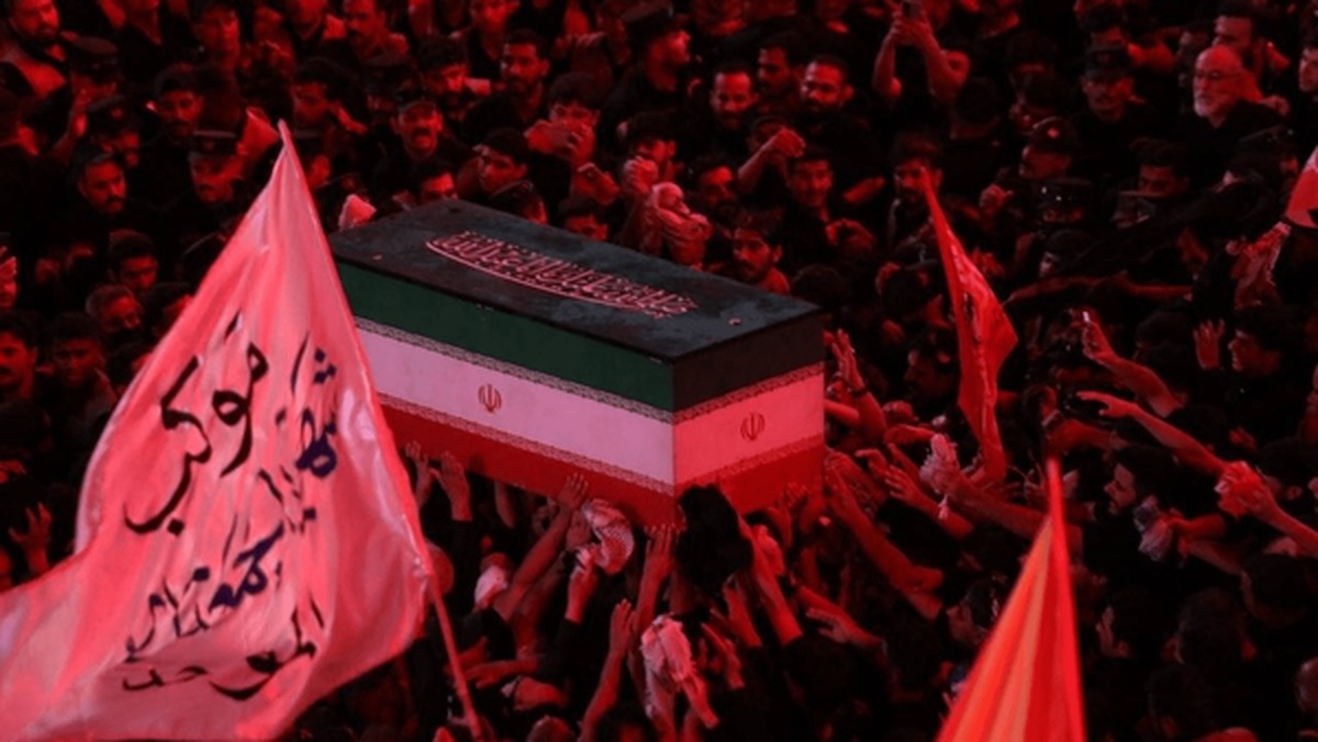 پایان مراسم ۷ ساعته تشییع پیکر رهبر شهید انقلاب در کربلا