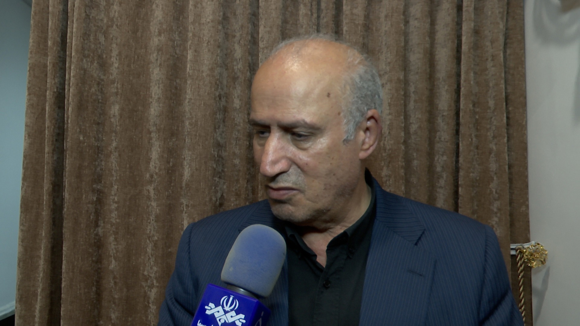 تاج: قلعه‌نویی با قدرت به کارش در تیم ملی ادامه می‌دهد