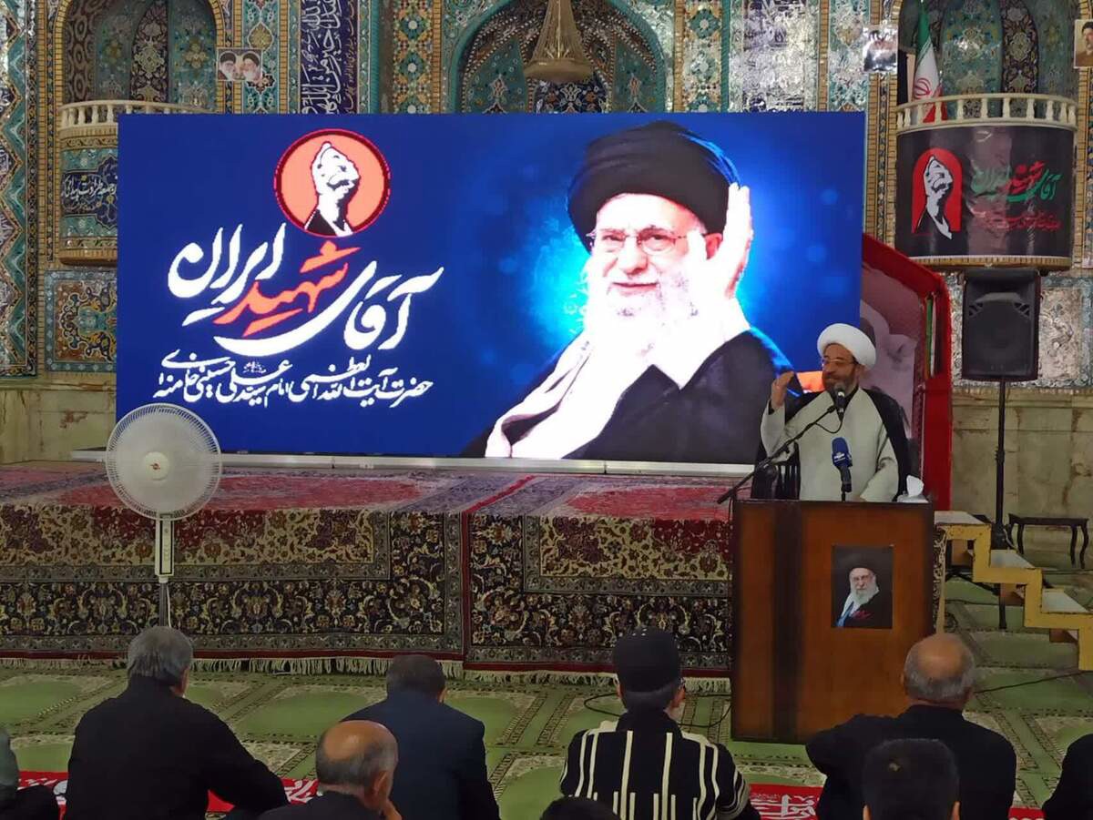 خداباوری و توحید عامل استواری امت مسلمان در برابر استکبار است