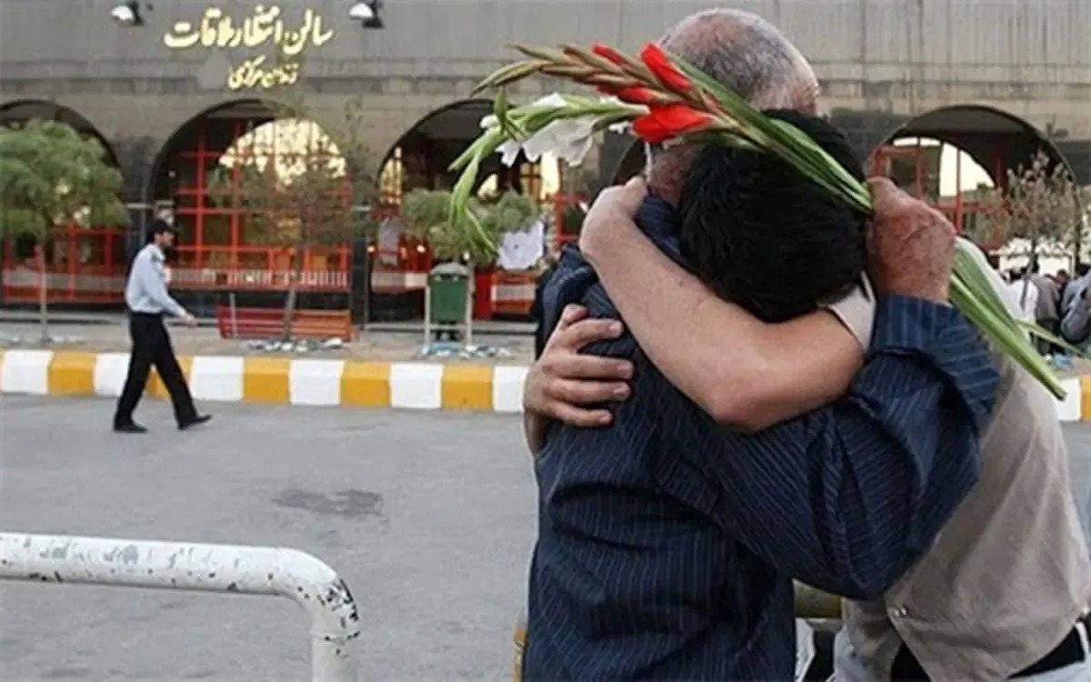 بانوی کاشانی یک زندانی جرائم غیر عمد را از زندان آزاد کرد