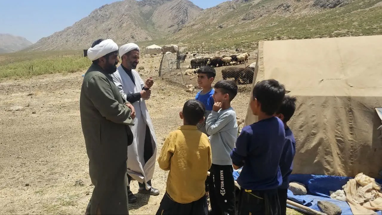 فیلم | فعالیت تبلیغی مبلغان در مناطق عشایری چهارمحال و بختیاری
