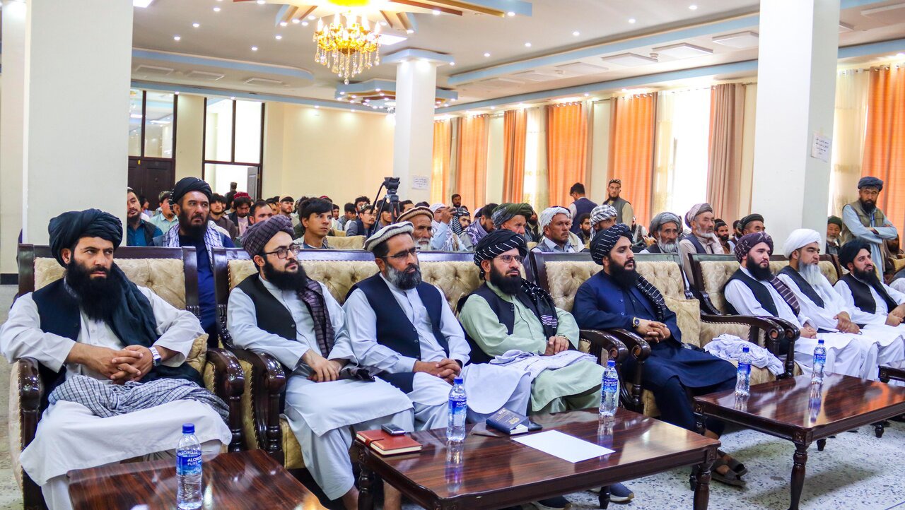 سمینار طالبان برای اهالی رسانه در بامیان؛ تأکید بر «عقیده درست» و «دفاع از امارت اسلامی»