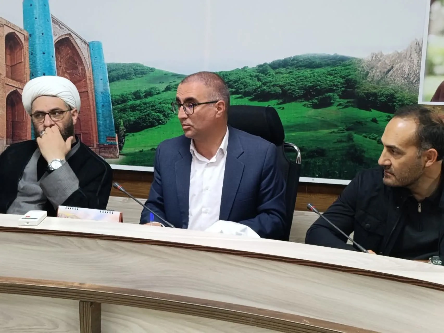 جلسه ستاد هماهنگی اعزام و برپایی موکب اربعین شهرستان اهر برگزار شد
