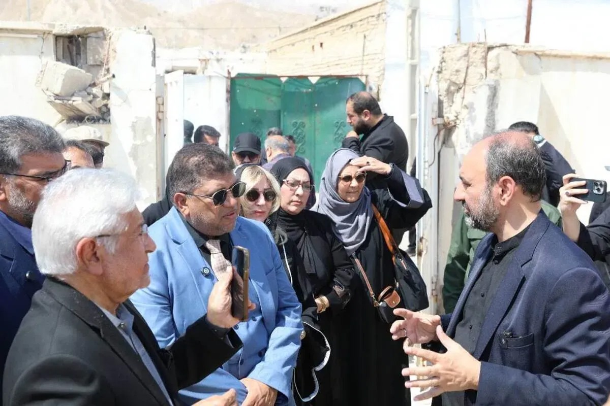 بررسی جنایات جنگی آمریکا و رژیم صهیونی در لارستان توسط جمعی از وکلای بین‌المللی