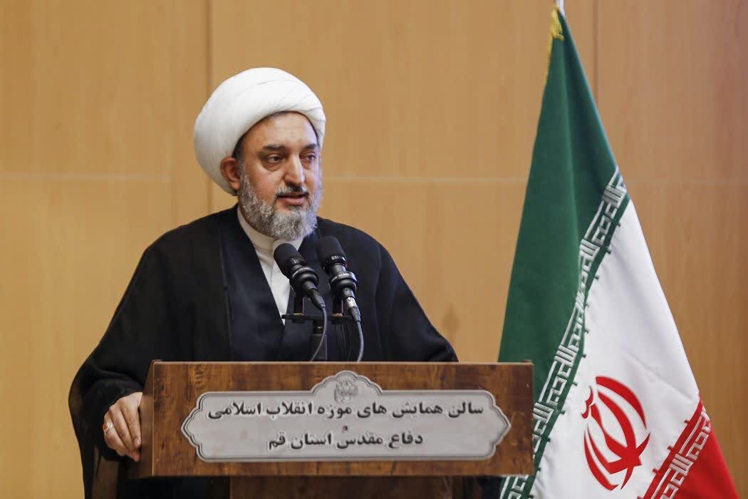 حوزه باید از فناوری و نوآوری برای حل مسائل اجتماعی بهره بگیرد