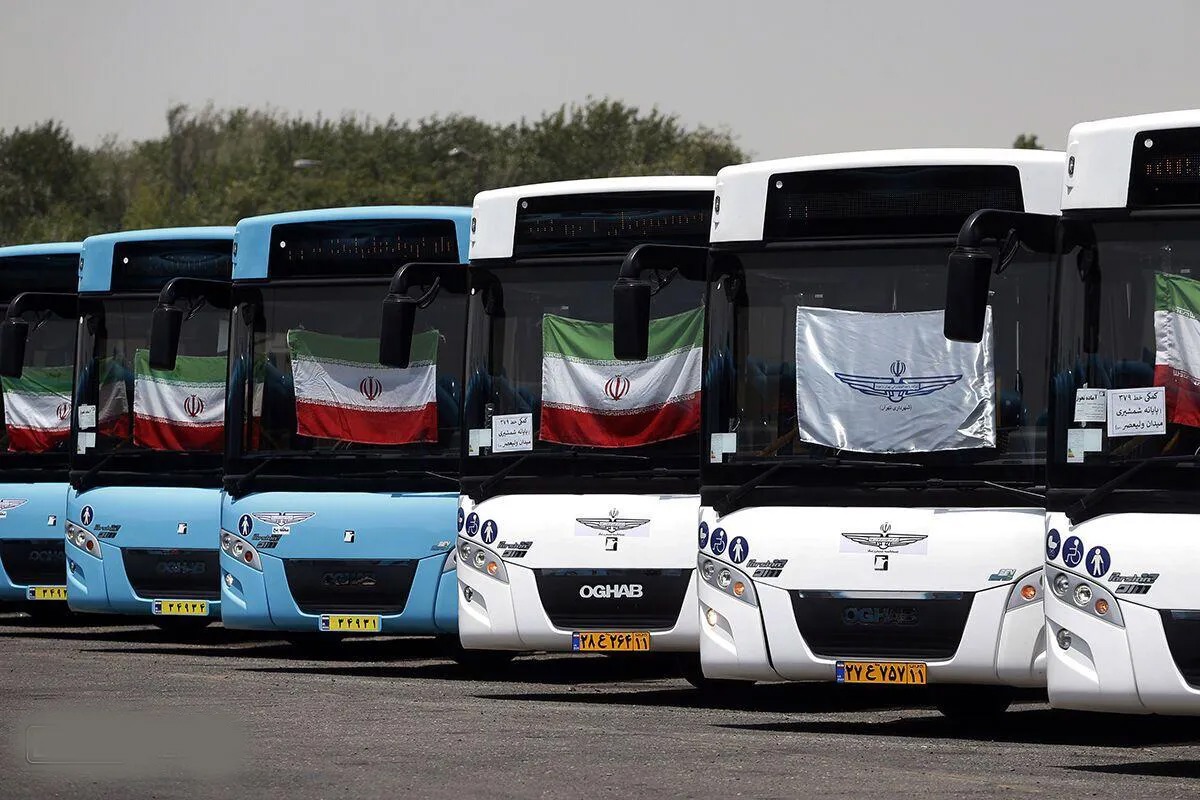 اختصاص ۱۴ ون و اتوبوس شهرداری کاشان برای انتقال زائران اربعین